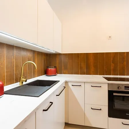 King's Comfort - Superb Modern Style At Gozsdu Garden Apartament