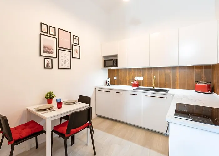King's Comfort - Superb Modern Style At Gozsdu Garden Apartmán